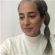 Soy maestra con mucha experiencia. Mi enseñanza parte de los conocimientos previos de los alumnos. Tengo gran capacidad para llevarme bien con el alumnado.